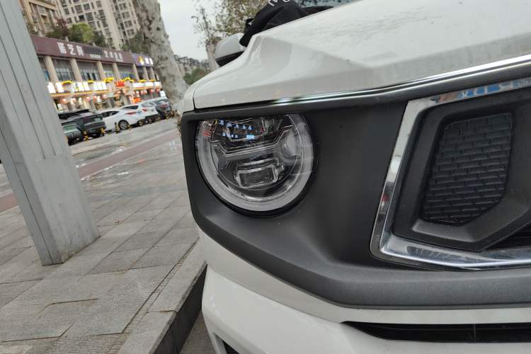 Used Haval H Dog New Energy 2023 DHT-PHEV 105km Tide Electric Version Plus Right Front Headlight
