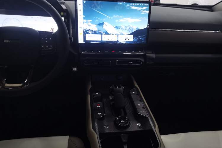 Used Haval H Dog New Energy 2024 Hi4 102km Trend Electric Version Plus Audio And AC Panel