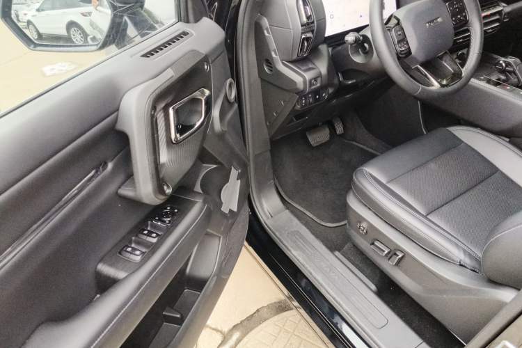 Used Haval H Dog New Energy 2024 Hi4 102km Trend Electric Version Plus Interior 3