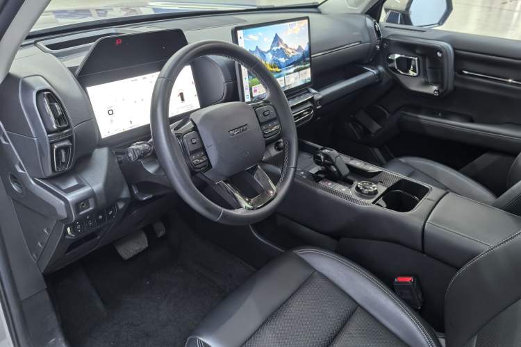 Used Haval H Dog New Energy 2024 Hi4 102km Trend Electric Version Plus Interior 6