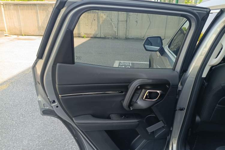 Used Haval H Dog New Energy 2024 Hi4 102km Trend Electric Version Plus Left Rear Door Interior