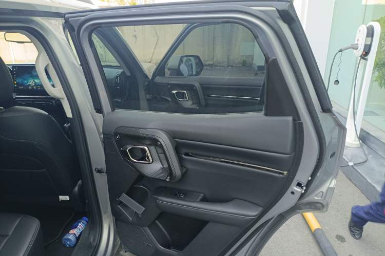 Used Haval H Dog New Energy 2024 Hi4 102km Trend Electric Version Plus Right Rear Door Interior