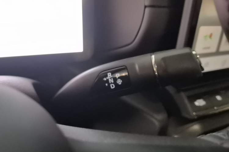 Used Haval H Dog New Energy 2026 Model Hi4 150km Trendy Electric Edition Gear Lever