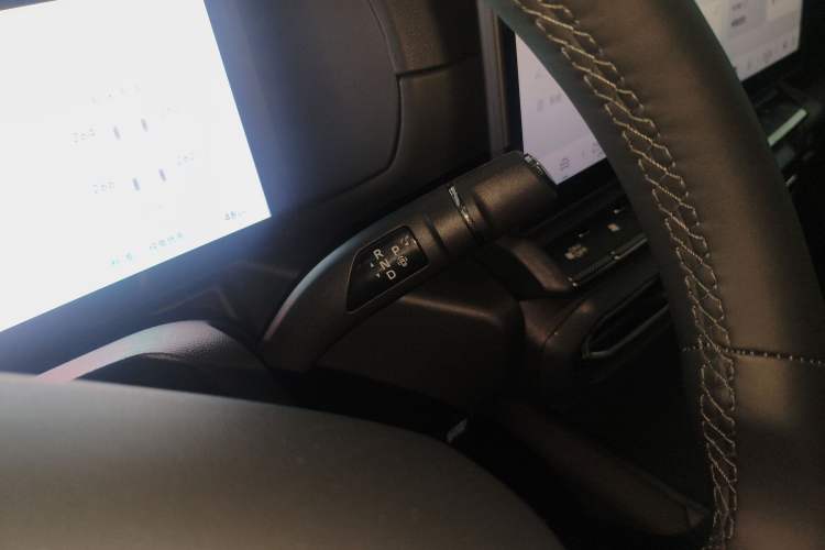 Used Haval H Dog New Energy 2026 Model Hi4 105km Trendy Electric Edition Gear Lever