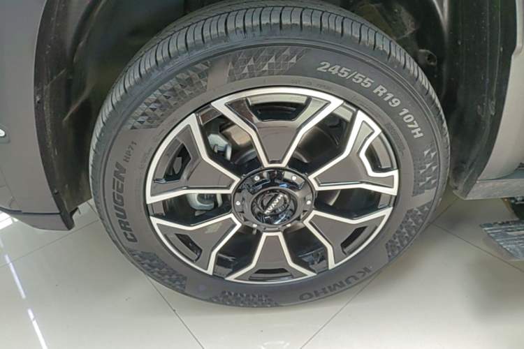 Used Haval H Dog New Energy 2026 Model Hi4 150km Trendy Electric Edition Left Front Wheel Hub