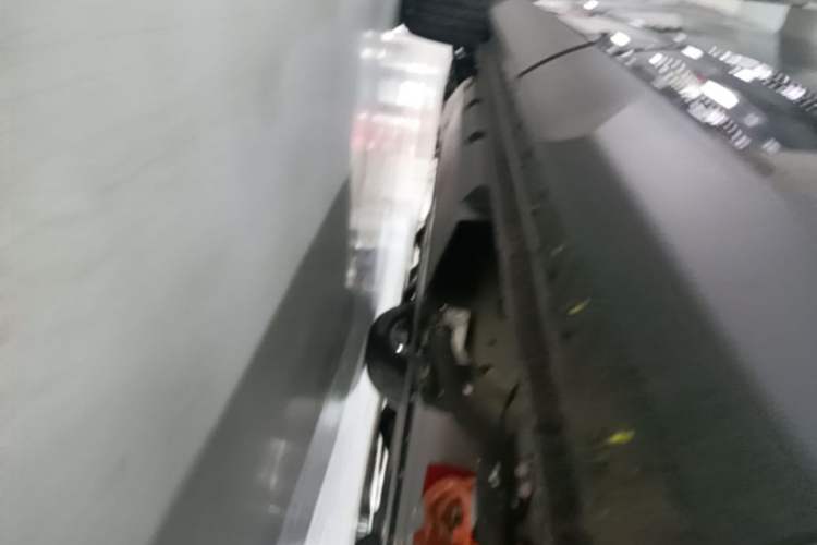 Used Haval H Dog New Energy 2026 Model Hi4 150km Trendy Electric Edition Left Side Sill