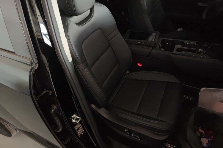 Used Haval H Dog New Energy 2026 Model Hi4 105km Trendy Electric Edition Right Front Seat