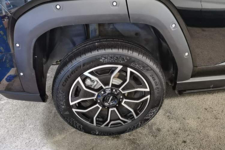 Used Haval H Dog New Energy 2026 Model Hi4 150km Trendy Electric Edition Right Rear Wheel Hub