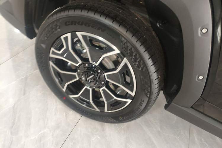 Used Haval H Dog New Energy 2026 Model Hi4 105km Trendy Electric Edition Right Rear Wheel Hub