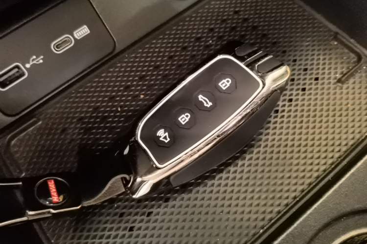 Used Haval H Dog New Energy 2026 Model Hi4 150km Trendy Electric Edition Vehicle Key