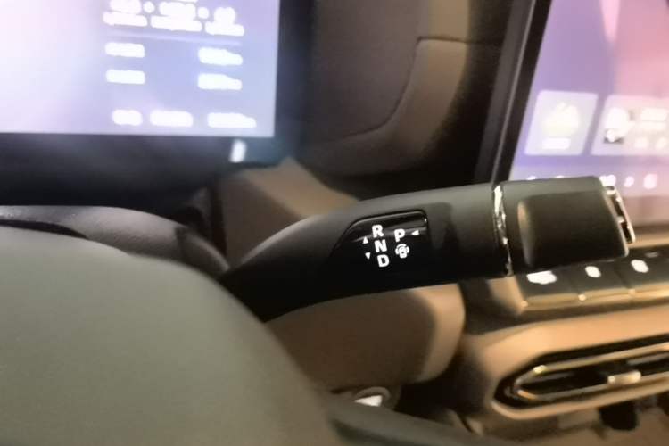 Used Haval H Dog New Energy 2026 Model Hi4 150km Trendy Electric Edition Gear Lever