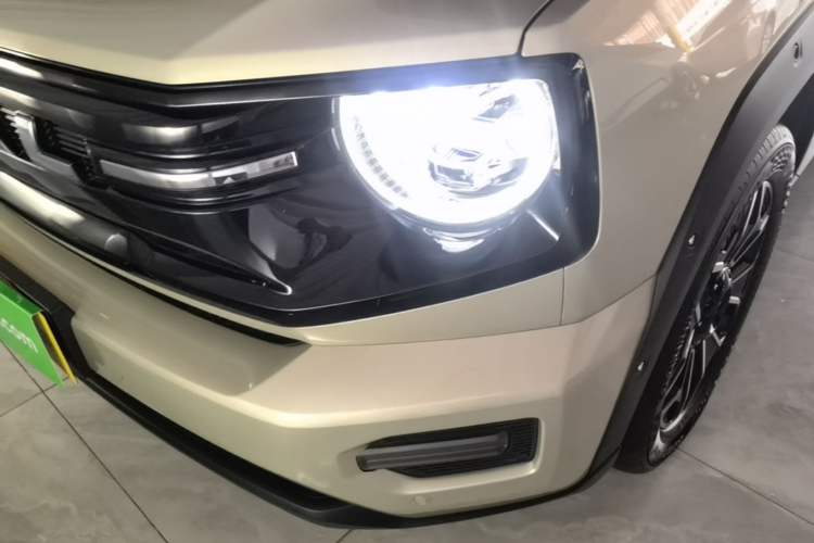 Used Haval H Dog New Energy 2026 Model Hi4 150km Trendy Electric Edition Left Front Headlight