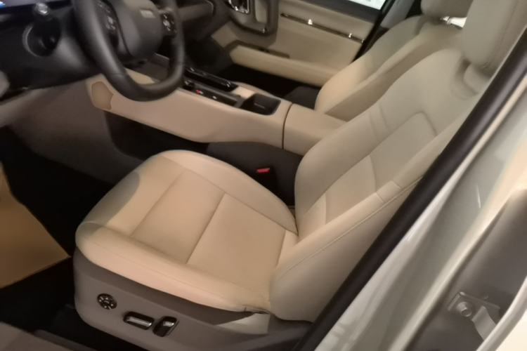 Used Haval H Dog New Energy 2026 Model Hi4 150km Trendy Electric Edition Left Front Seat