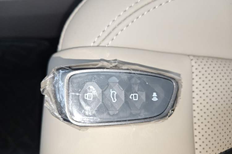Used Haval H Dog New Energy 2026 Model Hi4 105km Trendy Electric Edition Interior 1