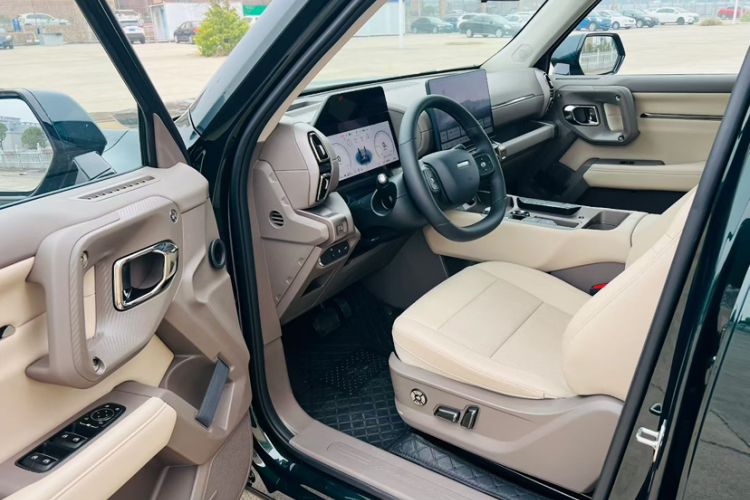 Used Haval H Dog New Energy 2026 Model Hi4 105km Trendy Electric Edition Interior 1