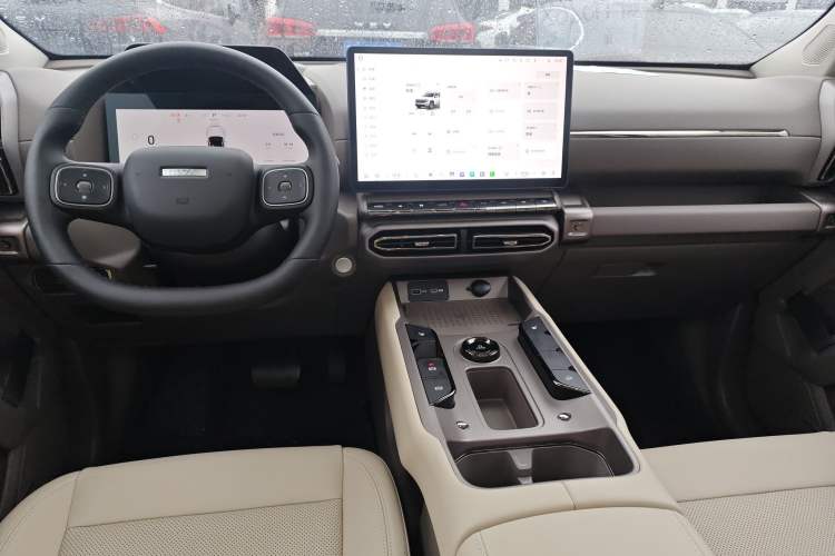 Used Haval H Dog New Energy 2026 Model Hi4 105km Trendy Electric Edition Interior 2