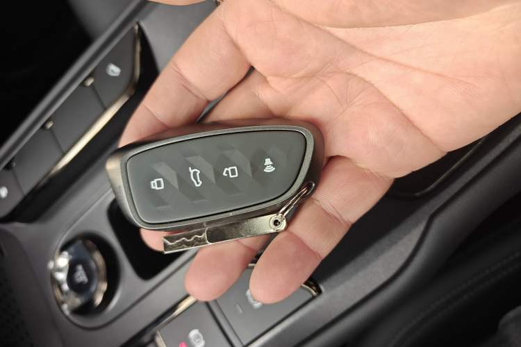 Used Haval H Dog New Energy 2026 Model Hi4 150km Trendy Electric Edition Vehicle Key