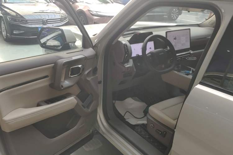 Used Haval H Dog New Energy 2026 Model Hi4 150km Trendy Electric Edition Driver Seat