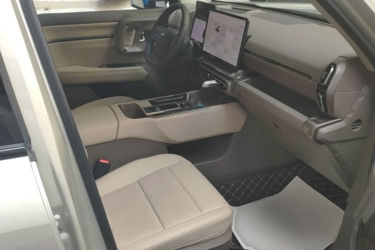 Used Haval H Dog New Energy 2026 Model Hi4 150km Trendy Electric Edition Right Front Seat