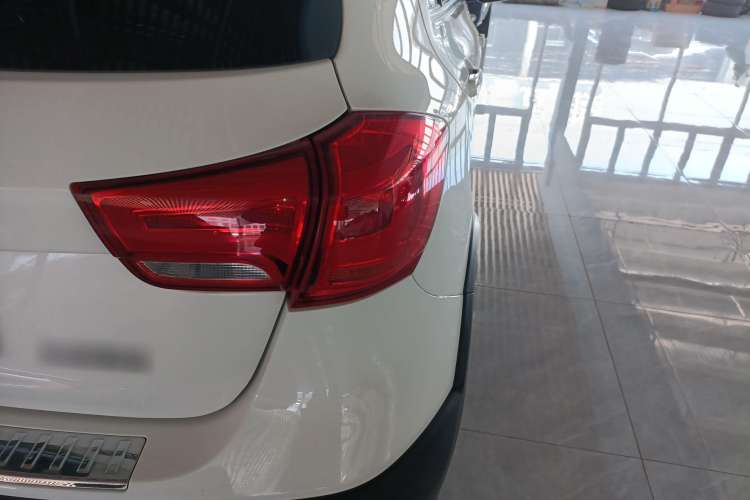 Used Haval H1 2016 Revised Version Blue Badge 1.5L Manual Comfort Edition Exterior 6
