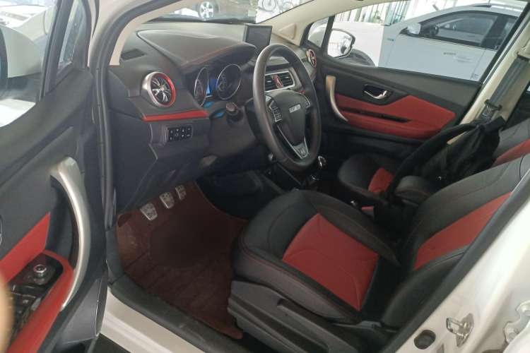 Used Haval H1 2016 Revised Version Blue Badge 1.5L Manual Comfort Edition Interior 3