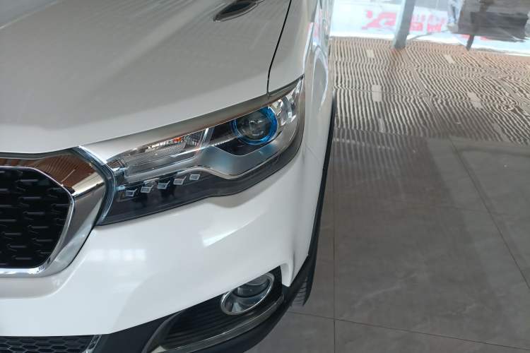 Used Haval H1 2016 Revised Version Blue Badge 1.5L Manual Comfort Edition Left Front Headlight