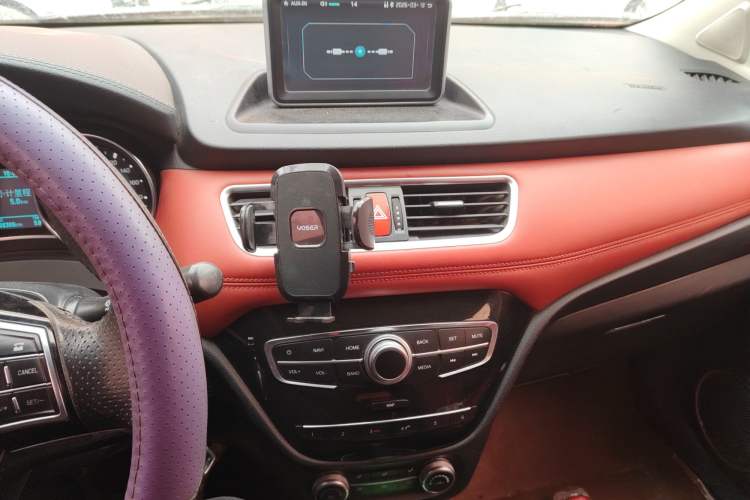 Used Haval H1 2015 1.5L Manual Luxury Model Audio And AC Panel