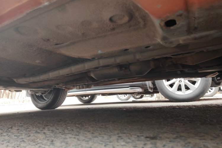 Used Haval H1 2015 1.5L Manual Luxury Model Chassis Front Right