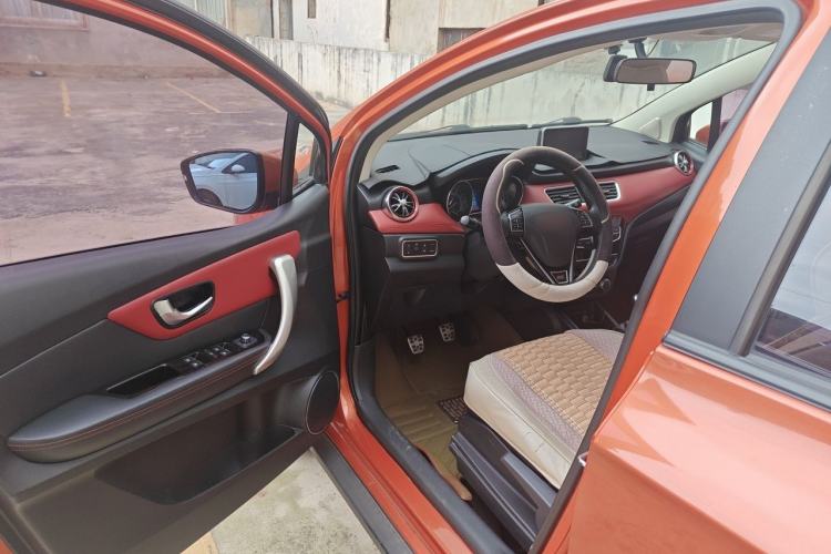 Used Haval H1 2015 1.5L Manual Luxury Model Driver Seat