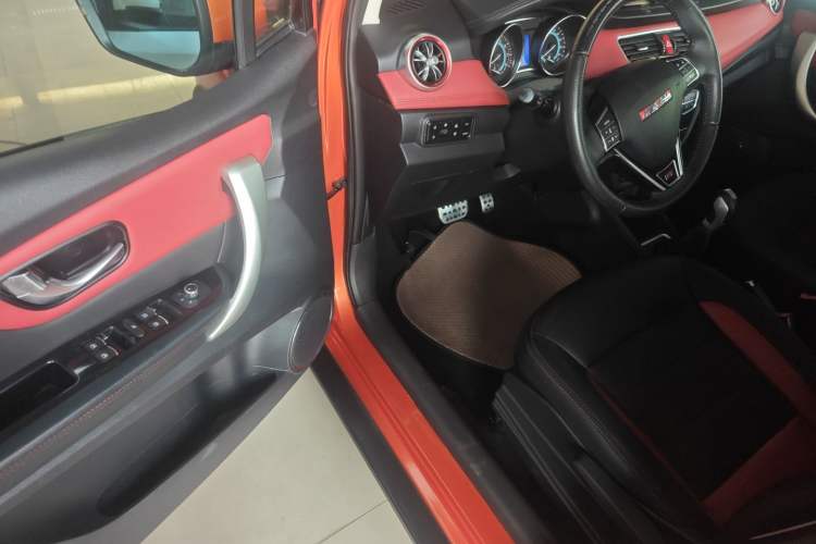 Used Haval H1 2015 1.5L AMT Luxury Model Driver Seat