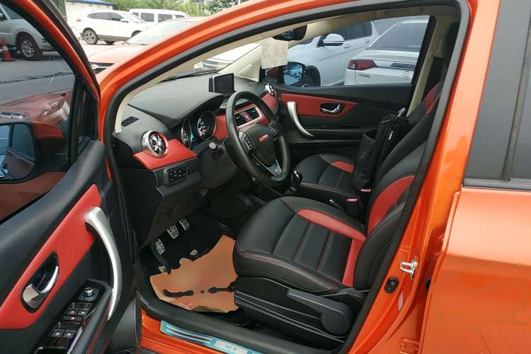 Used Haval H1 2015 1.5L Manual Luxury Model Driver Seat
