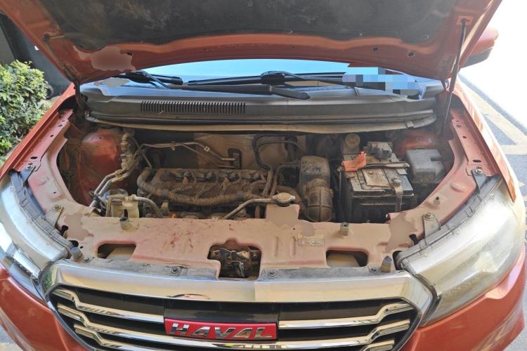 Used Haval H1 2015 1.5L AMT Luxury Model Engine Bay