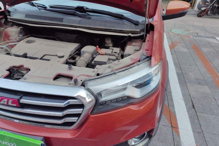 Used Haval H1 2015 1.5L Manual Luxury Model Engine Bay Left