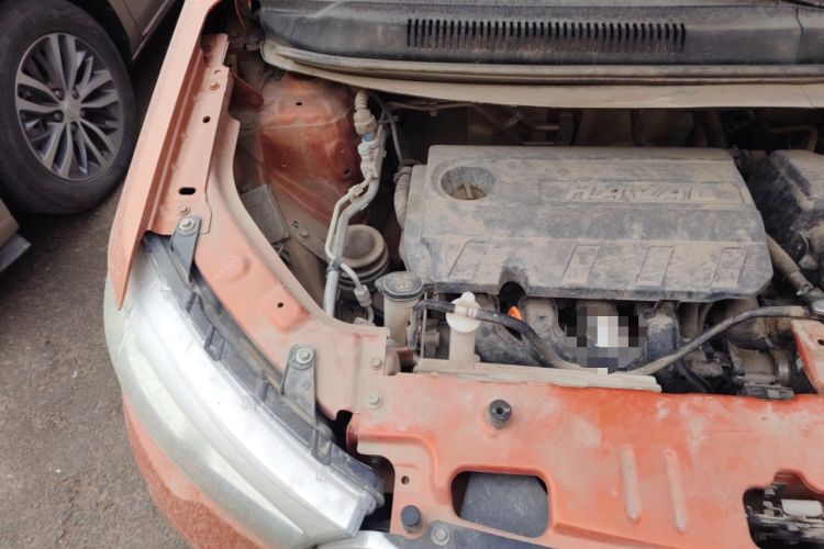 Used Haval H1 2015 1.5L Manual Luxury Model Engine Bay Right