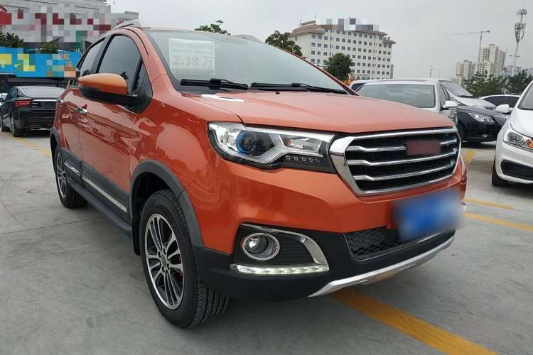 Used Haval H1 2015 1.5L Manual Luxury Model Front Right 45 Deg