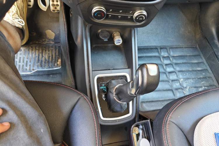 Used Haval H1 2015 1.5L AMT Luxury Model Gear Lever