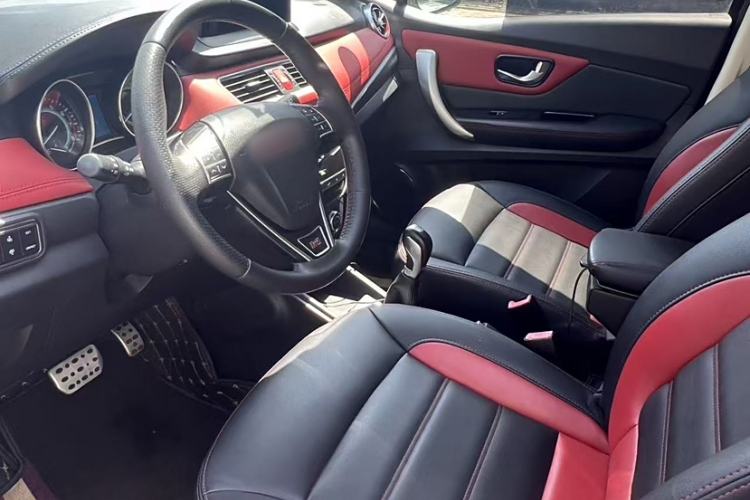 Used Haval H1 2015 1.5L AMT Luxury Model Interior 2