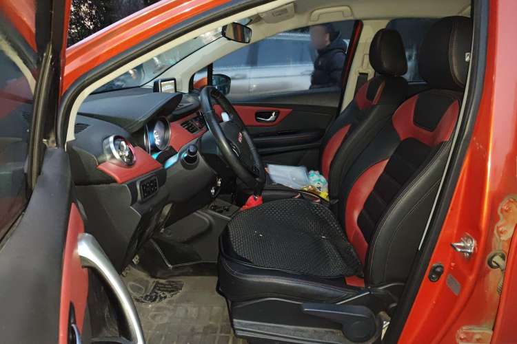 Used Haval H1 2015 1.5L Manual Luxury Model Left Front Seat