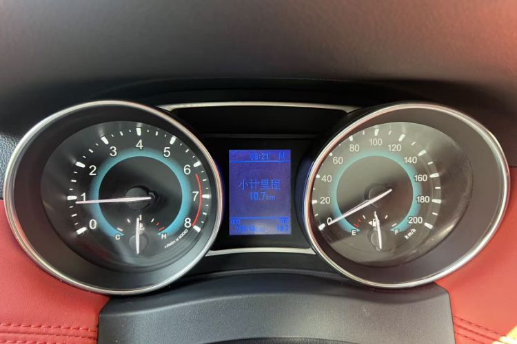 Used Haval H1 2015 1.5L AMT Luxury Model Odometer Close Up