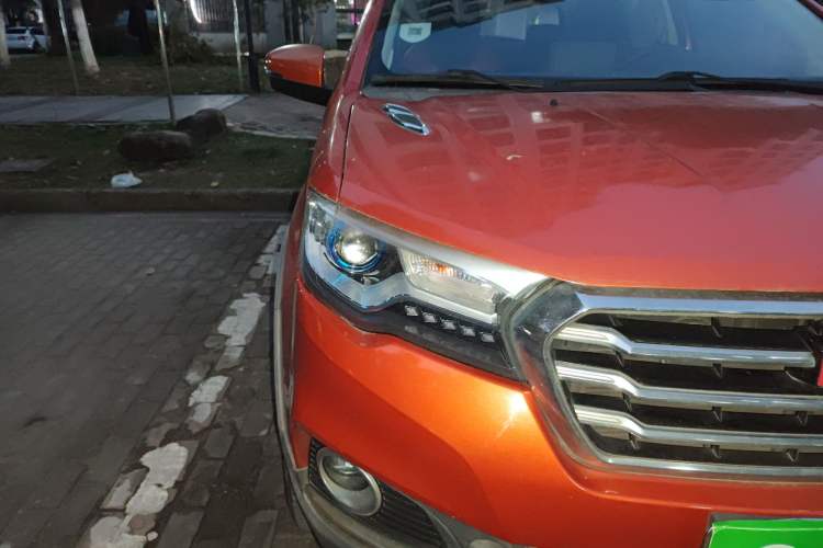 Used Haval H1 2015 1.5L Manual Luxury Model Right Front Headlight