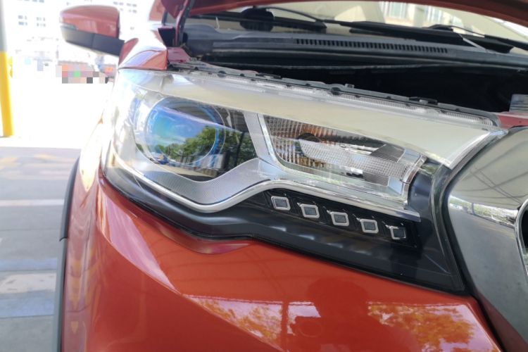 Used Haval H1 2015 1.5L Manual Luxury Model Right Front Headlight