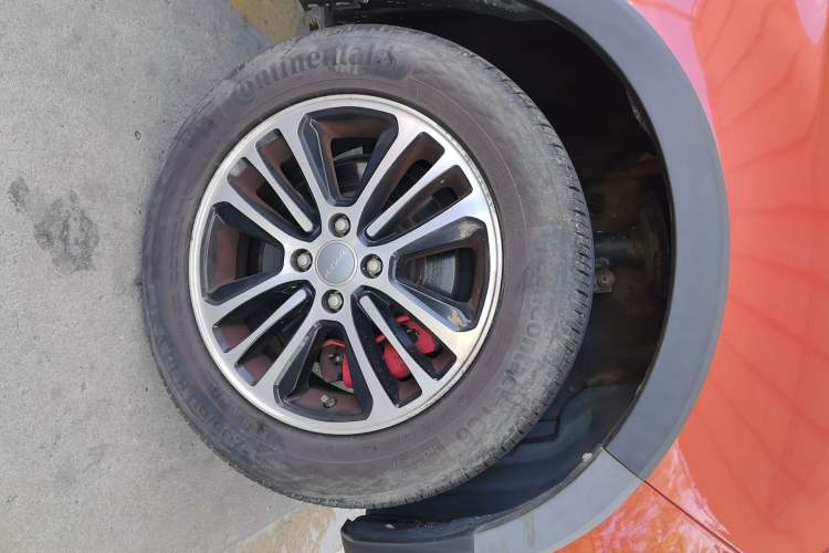 Used Haval H1 2015 1.5L Manual Luxury Model Right Front Wheel Hub