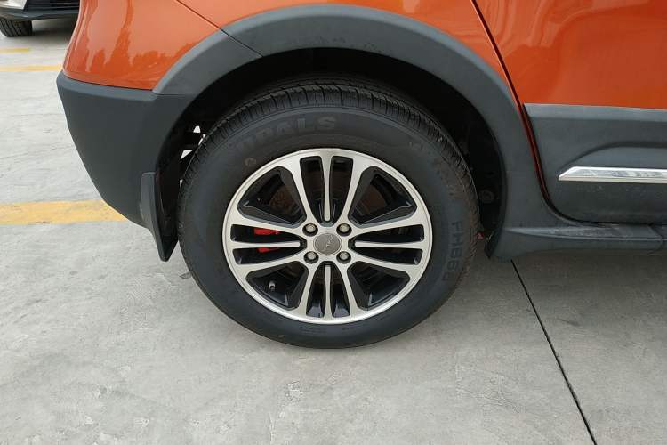 Used Haval H1 2015 1.5L Manual Luxury Model Right Rear Wheel Hub
