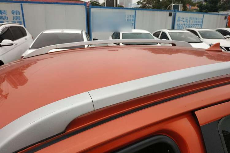 Used Haval H1 2015 1.5L Manual Luxury Model Roof