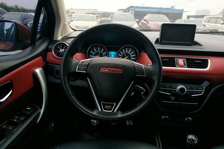 Used Haval H1 2015 1.5L Manual Luxury Model Steering Wheel