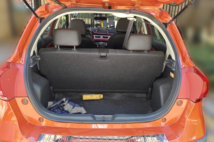 Used Haval H1 2015 1.5L AMT Luxury Model Trunk