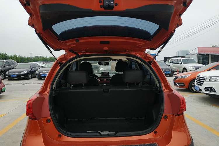 Used Haval H1 2015 1.5L Manual Luxury Model Trunk