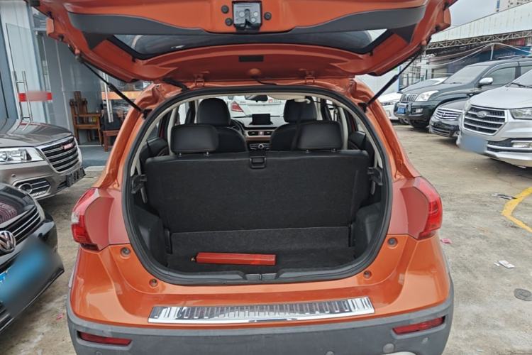 Used Haval H1 2015 1.5L Manual Luxury Model Trunk