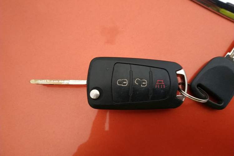 Used Haval H1 2015 1.5L Manual Luxury Model Vehicle Key