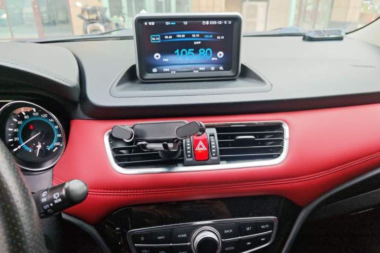 Used Haval H1 2015 1.5L AMT Luxury Model Audio And AC Panel